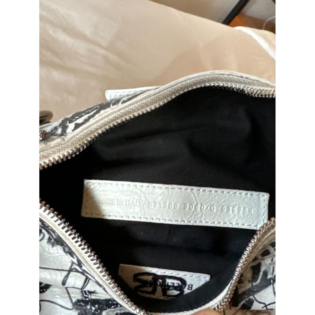 Balenciaga Graffiti Le Cagole Xs Bag