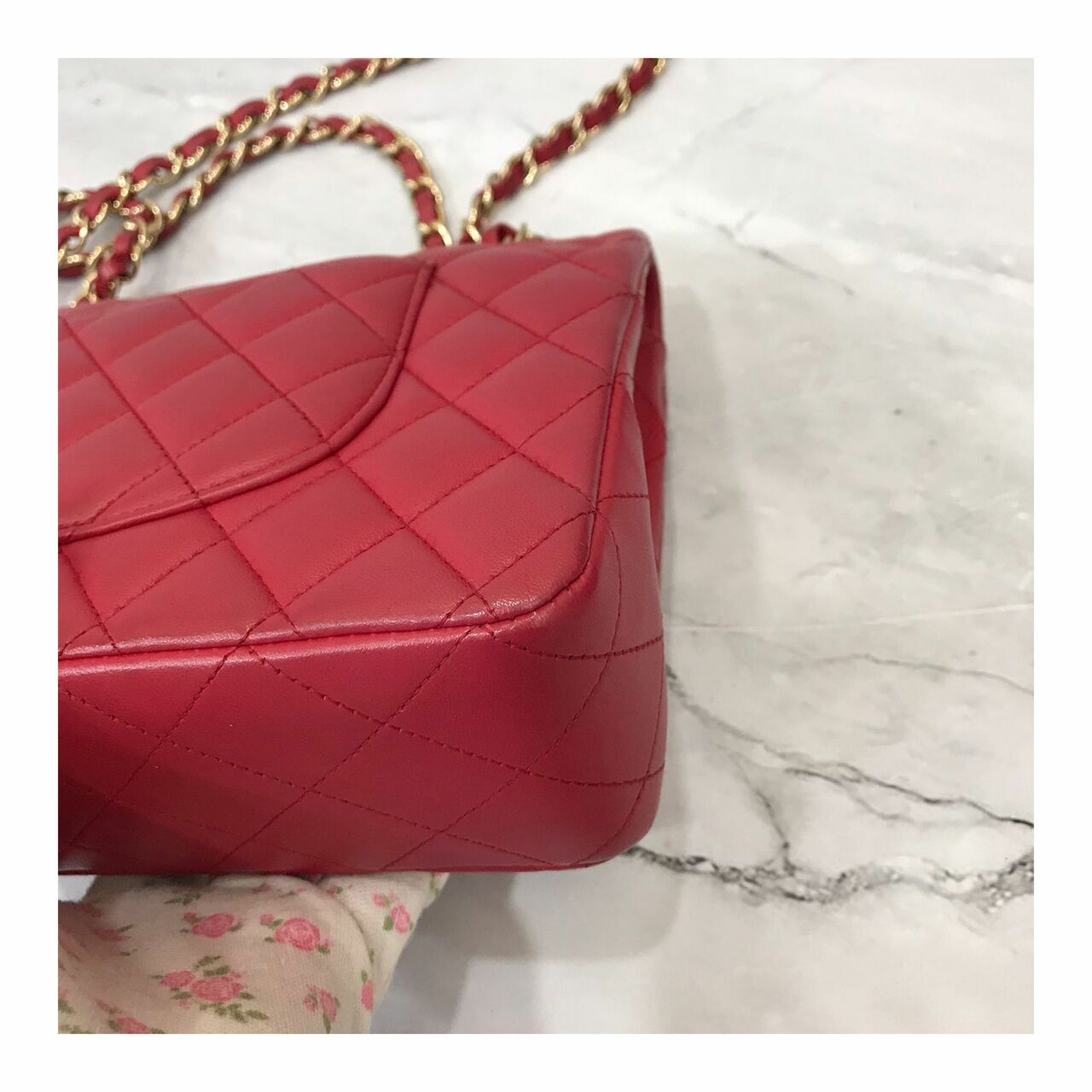 Chanel medium Lambskin Fuschia GHW #22 Shoulder Bag