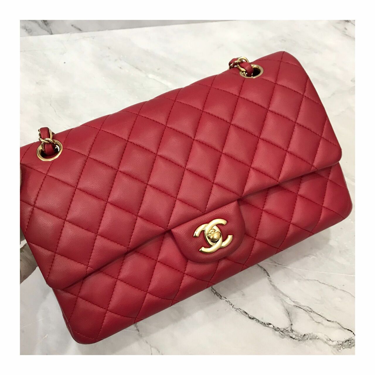 Chanel medium Lambskin Fuschia GHW #22 Shoulder Bag