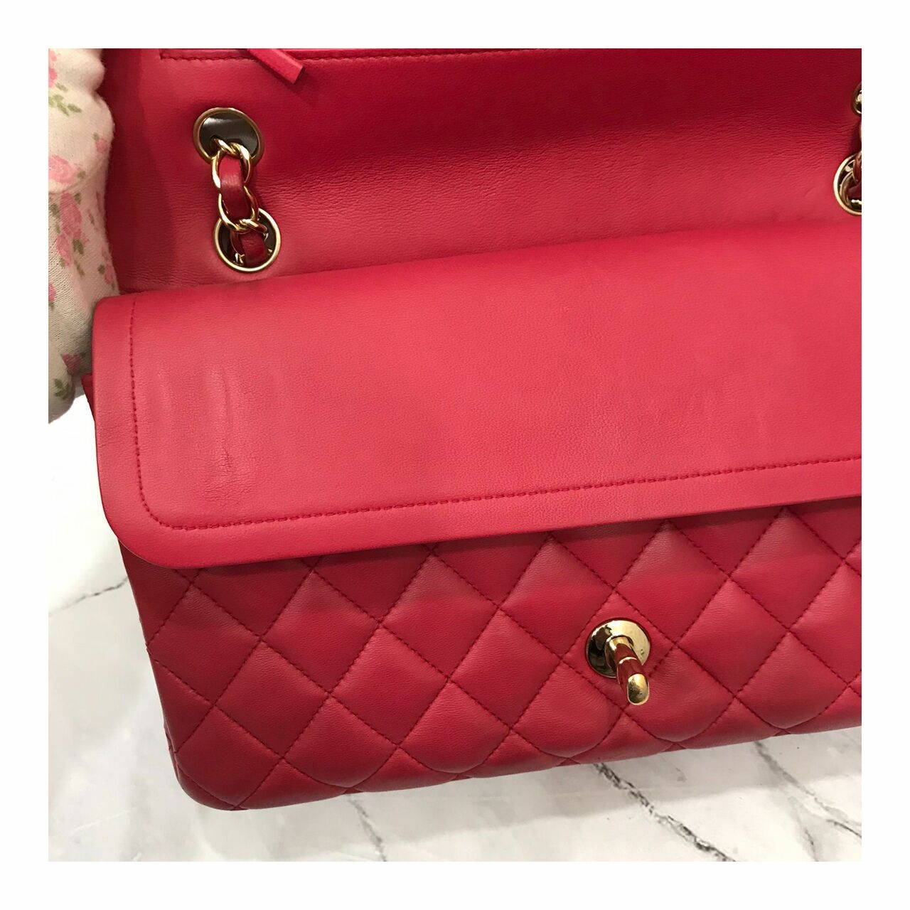 Chanel medium Lambskin Fuschia GHW #22 Shoulder Bag