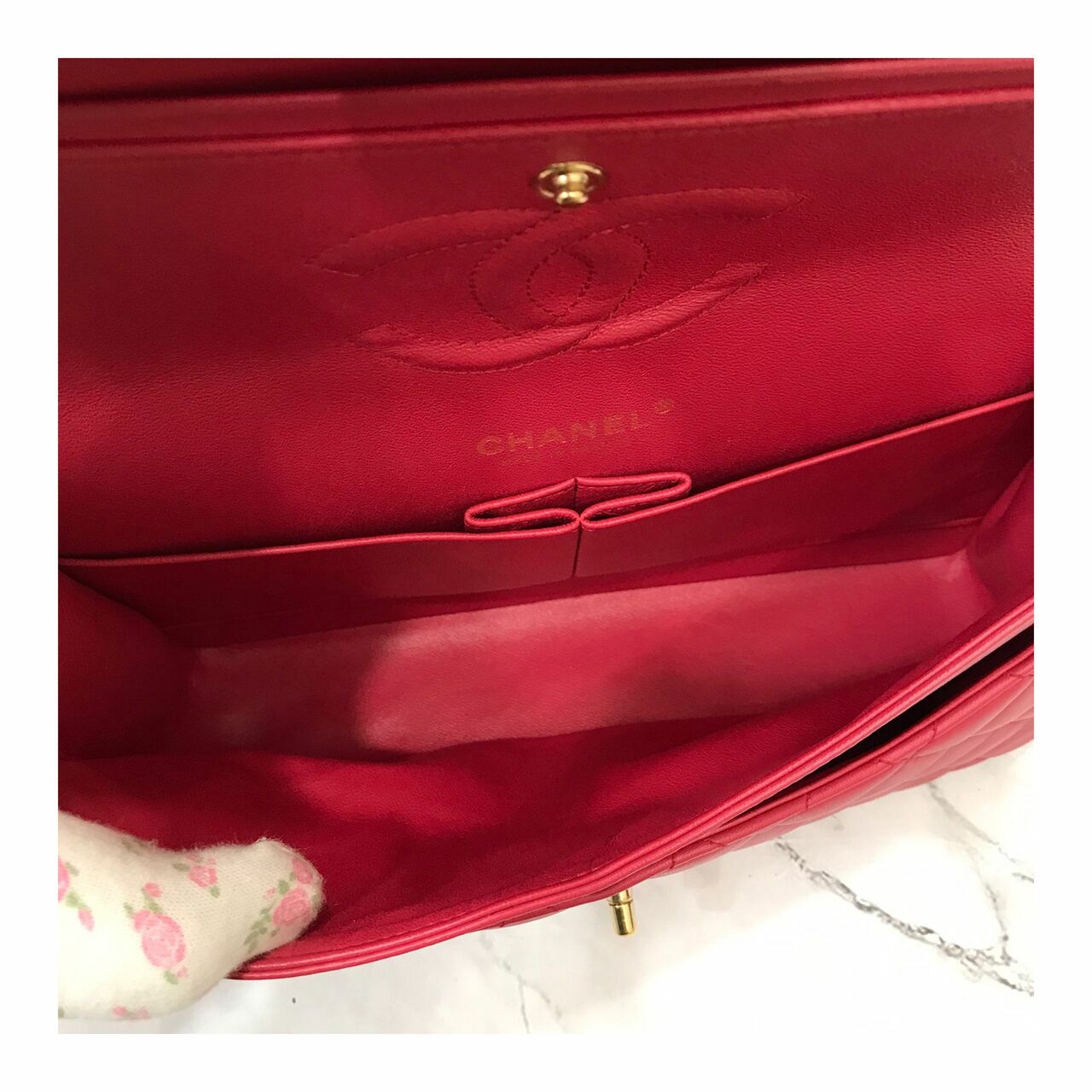 Chanel medium Lambskin Fuschia GHW #22 Shoulder Bag