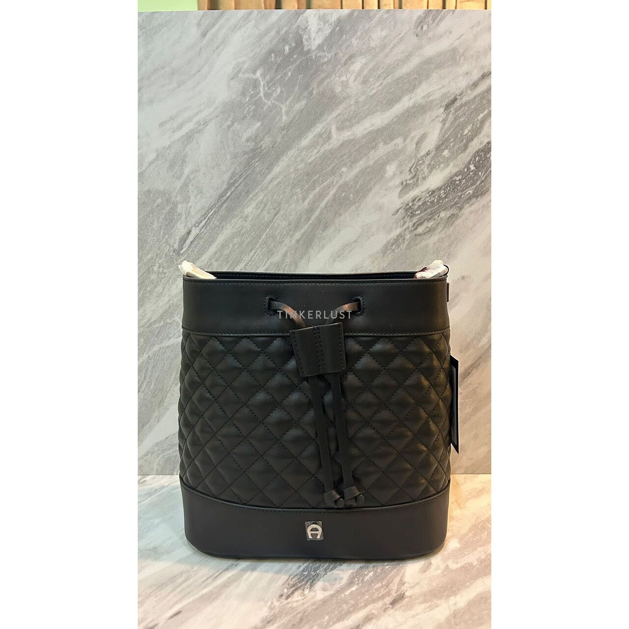 Aigner Hobo Bag Black Quilted Shoulder Bag