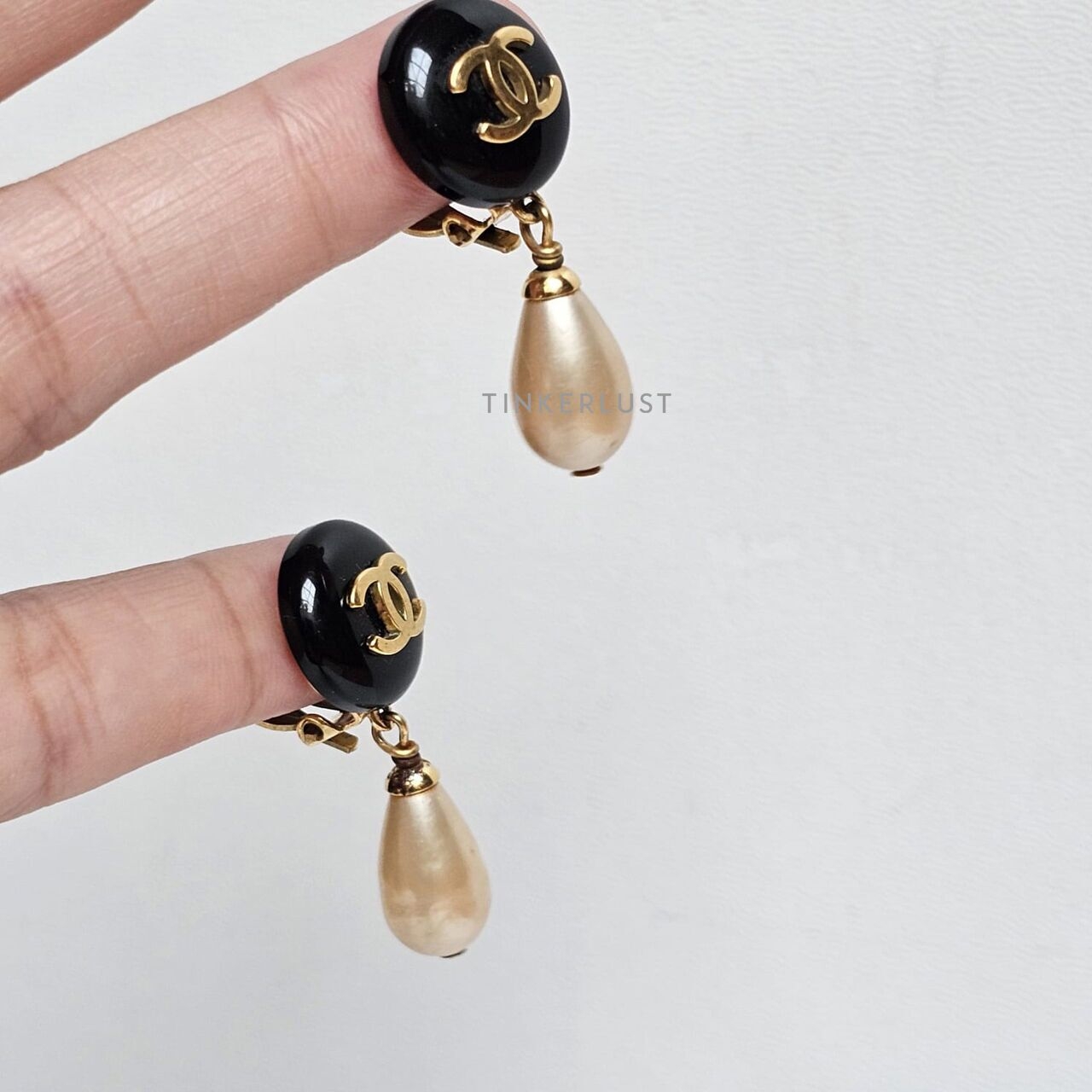 Chanel Pearl Dangling Clip Earrings Jewellery