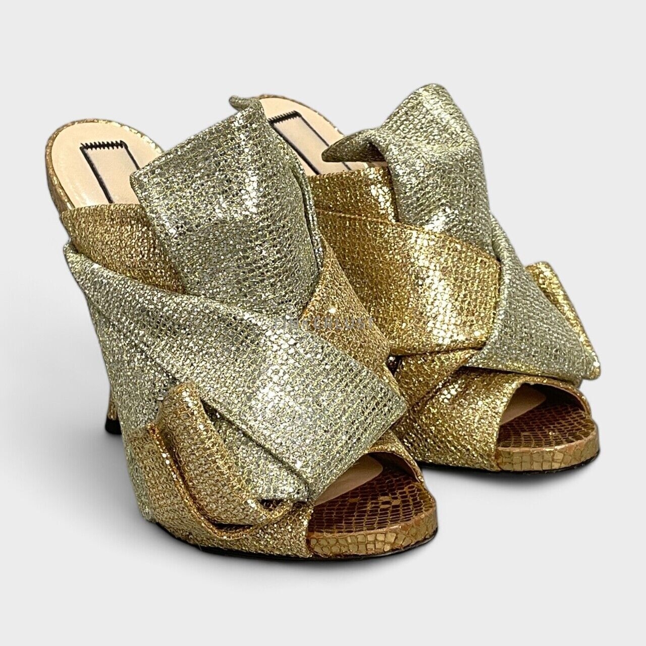 N°21 Glitter Knot Gold Crackled Leather  Heels