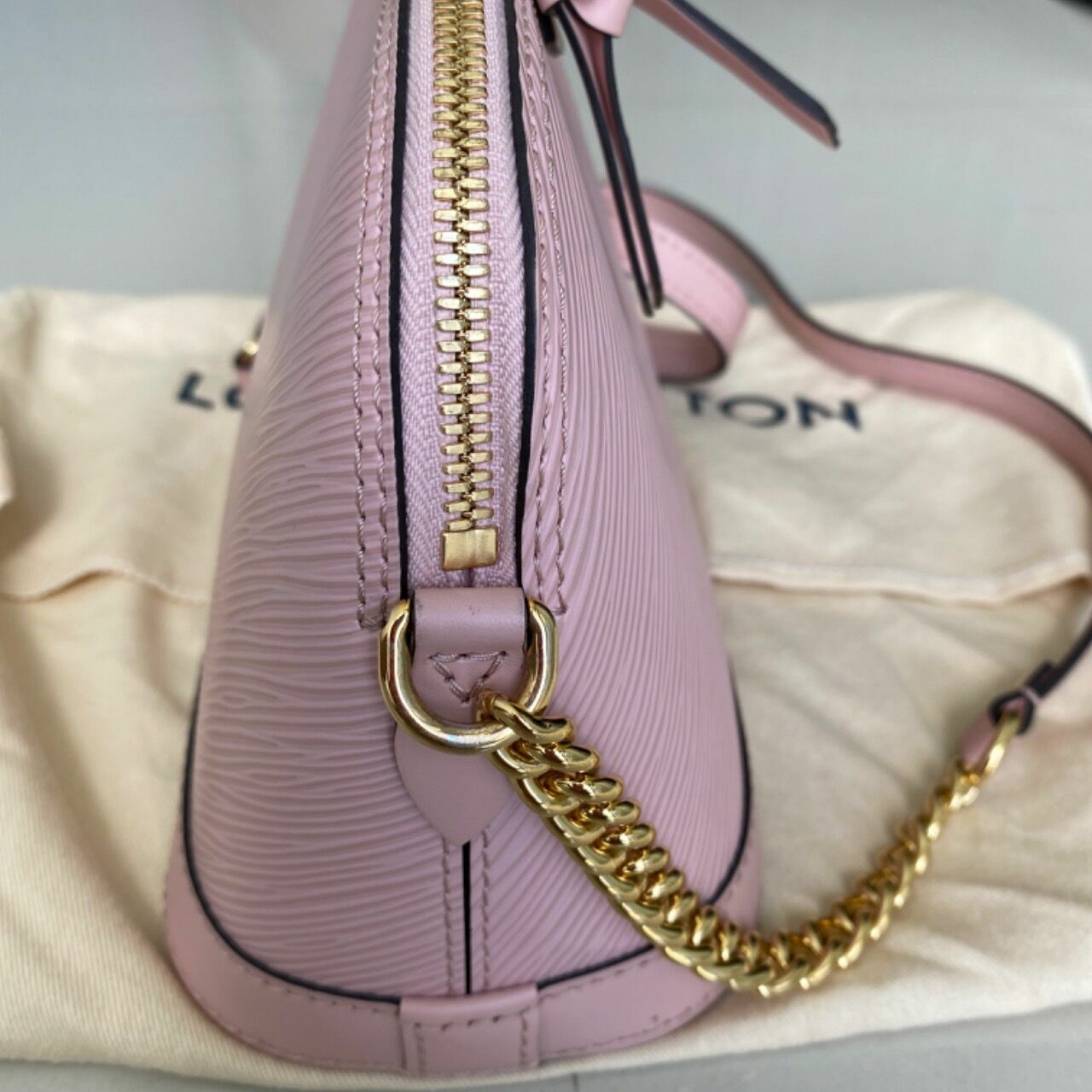 Louis Vuitton Epi Alma Mini Chain Pink