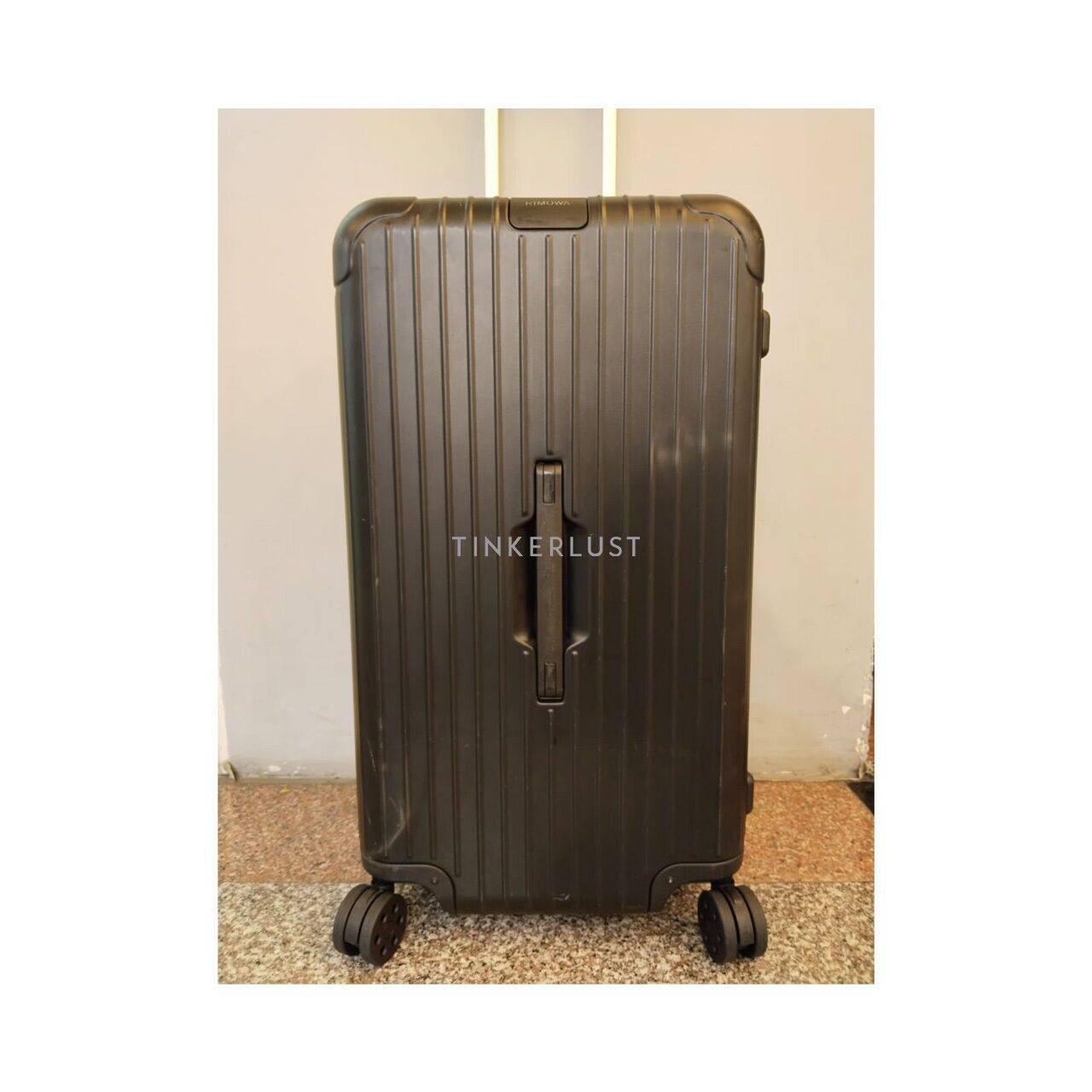 Rimowa Essential Trunk Black 2022 Travel Bag 