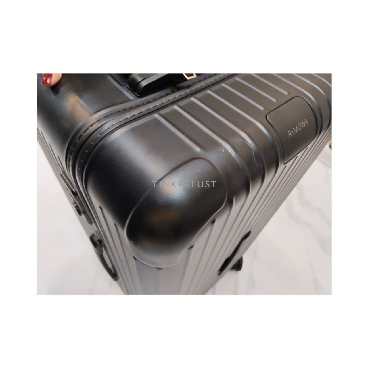 Rimowa Essential Trunk Black 2022 Travel Bag 