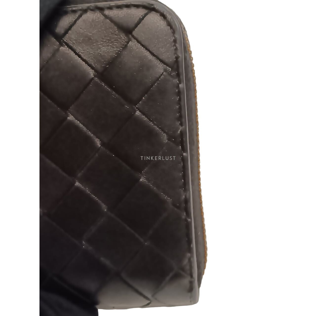 Bottega Veneta Black Zippy GHW Wallet