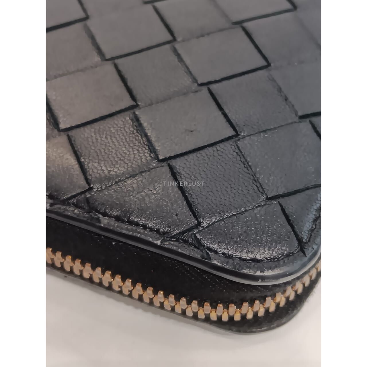 Bottega Veneta Black Zippy GHW Wallet