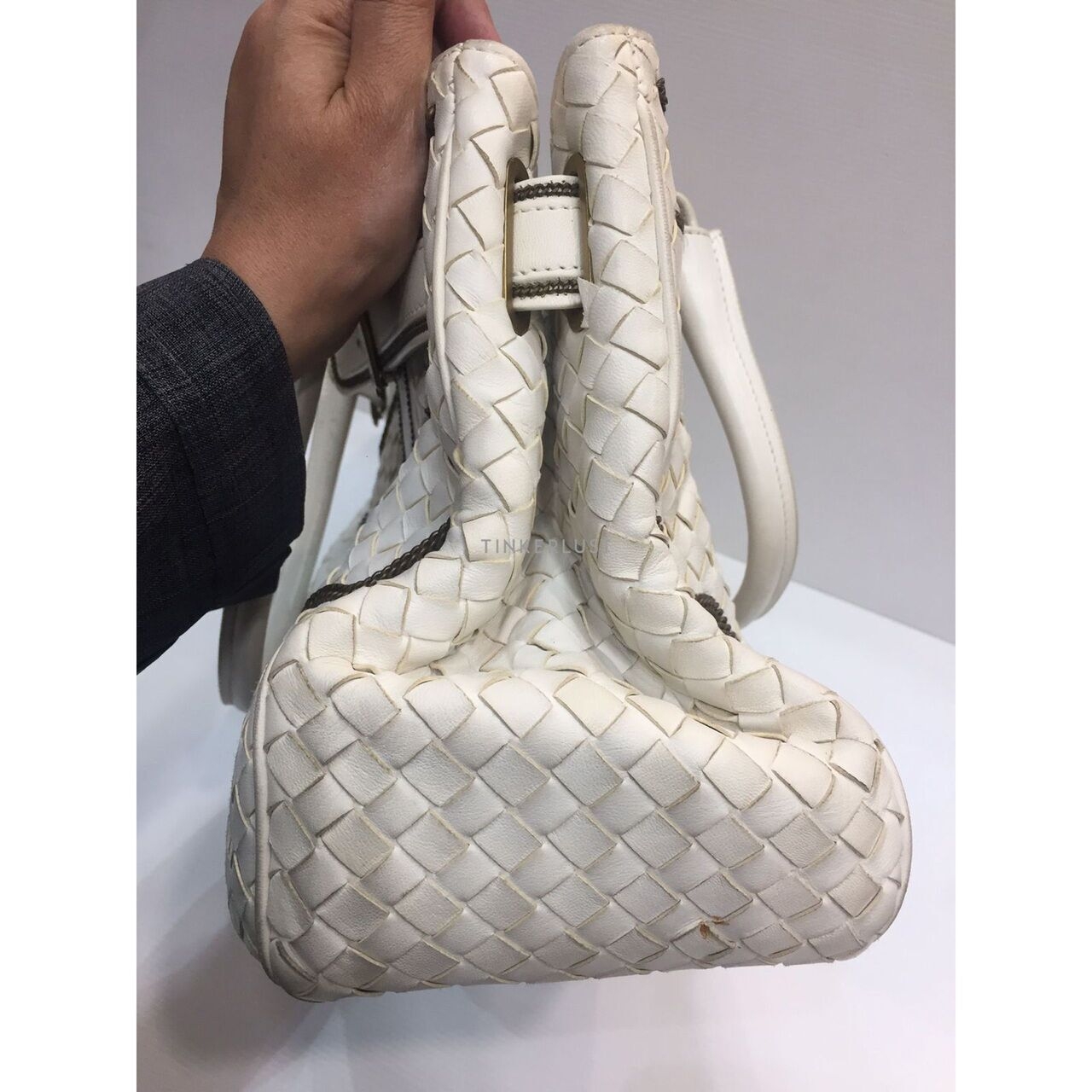 Bottega Veneta Intrecciato Chain Around Leather Broken White GHW Tote Bag 