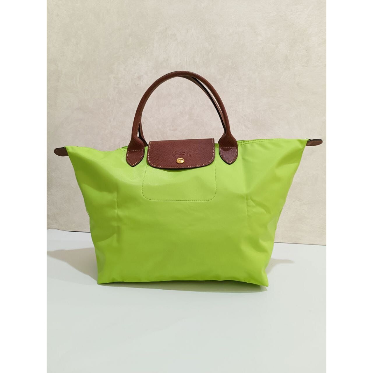 Longchamp Le Pliage Classic Medium Short Handle in Green Totebag