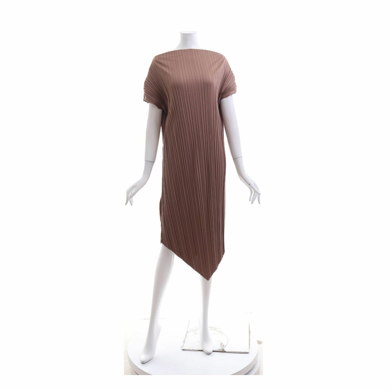 Morningsol Brown Pleats Midi Dress