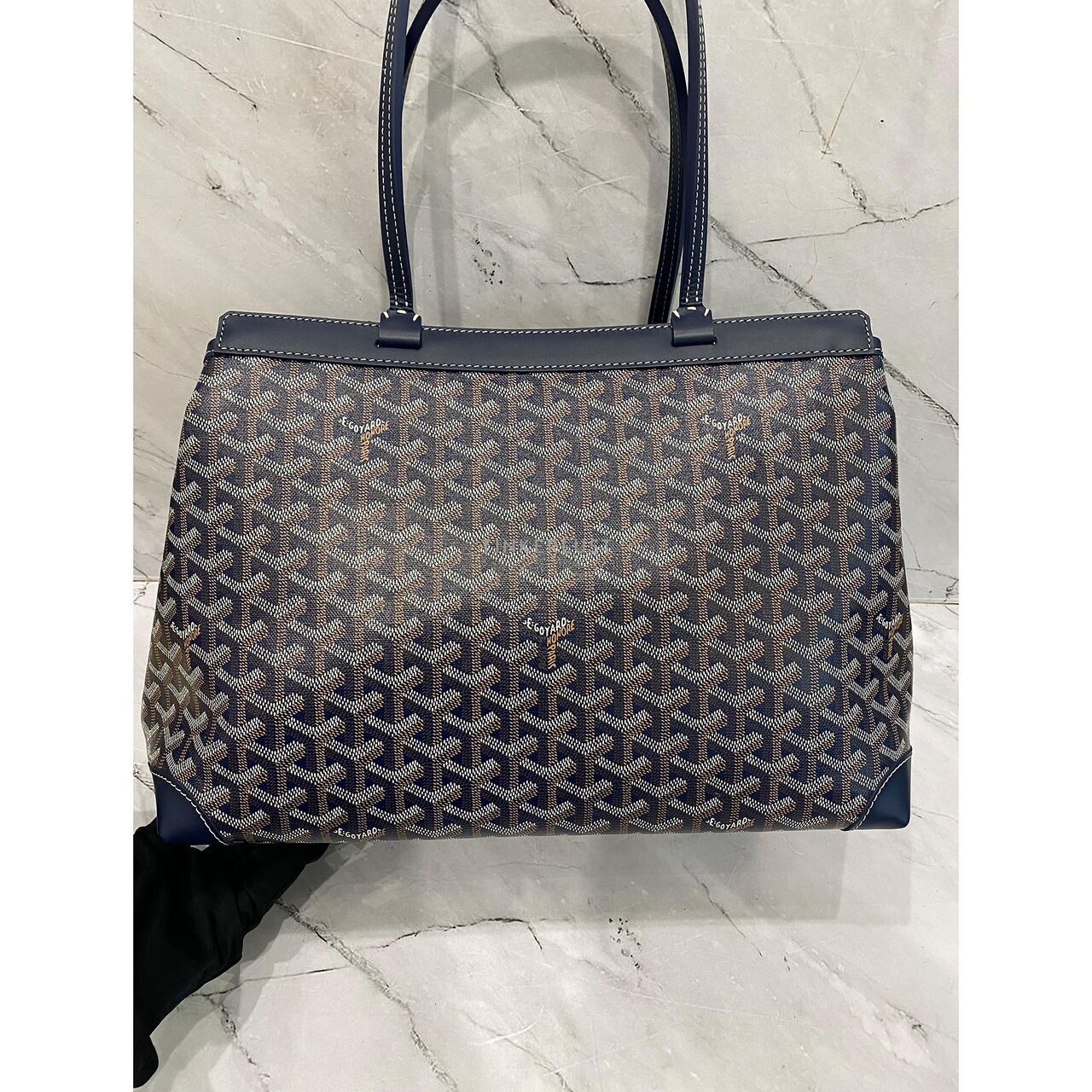 Goyard Bellechasse Navy PM SHW 2023 Shoulder Bag