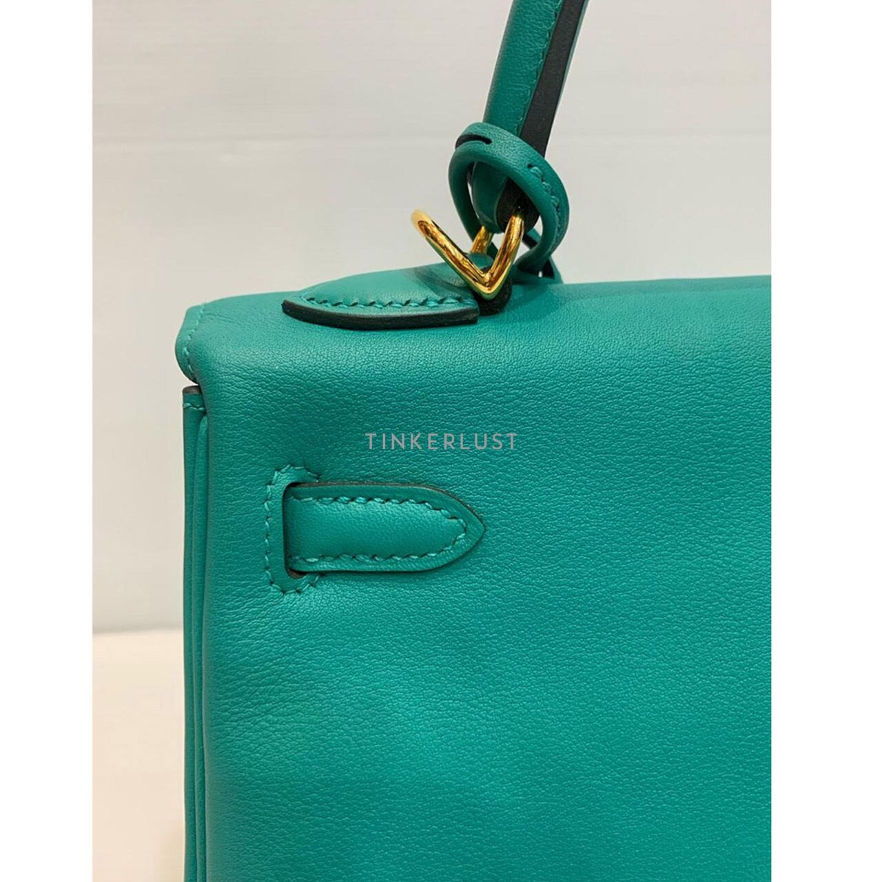 Hermes Kelly 25 II Retourne Swift Verone GHW #D 2019 Satchel