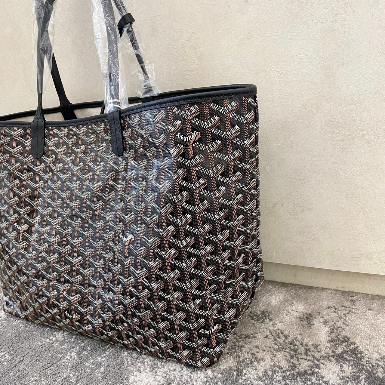 Goyard St. Louis PM 2022 Black Tote Bag