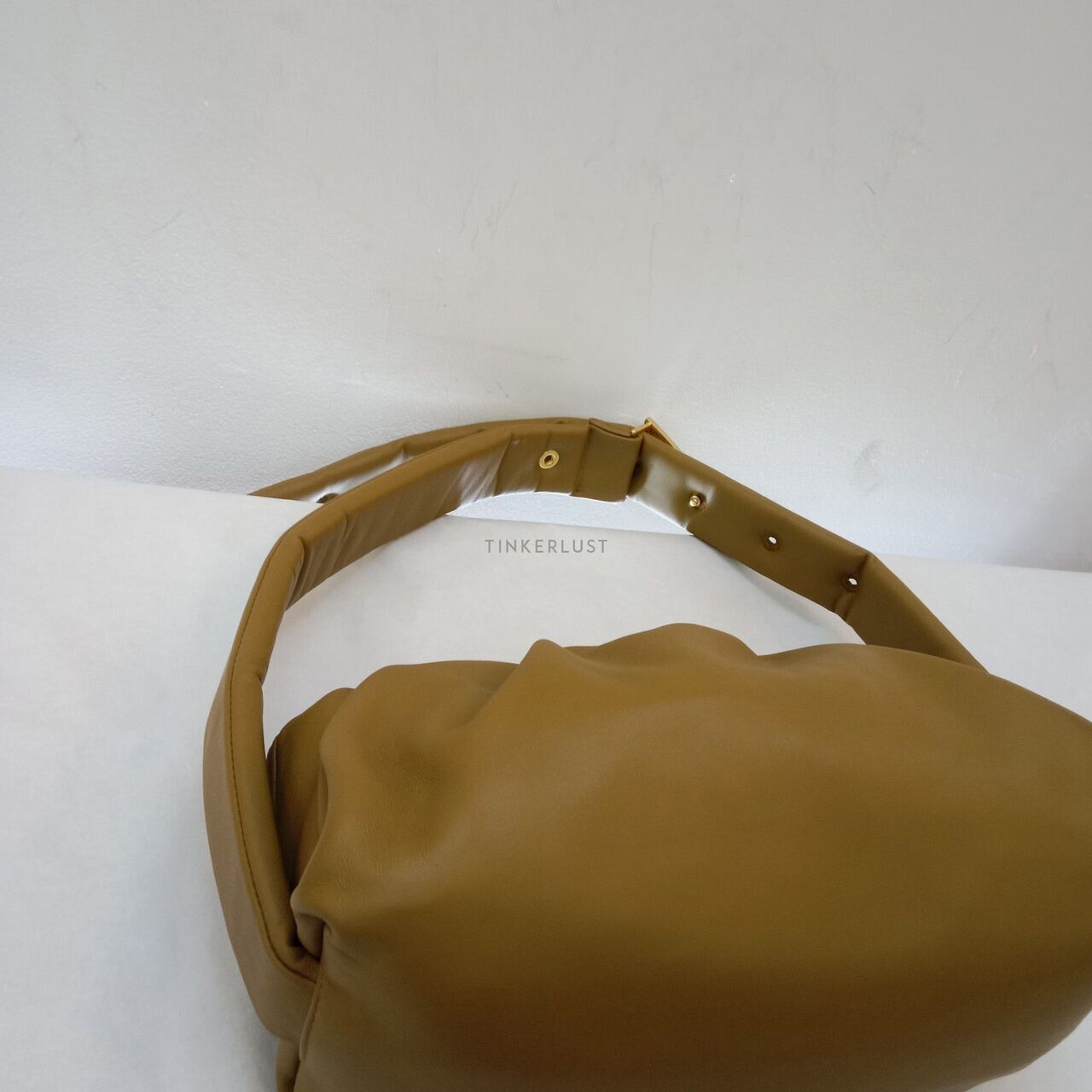 Bottega Veneta BV The Pouch In Gold Nappa Leather Shoulder Bag