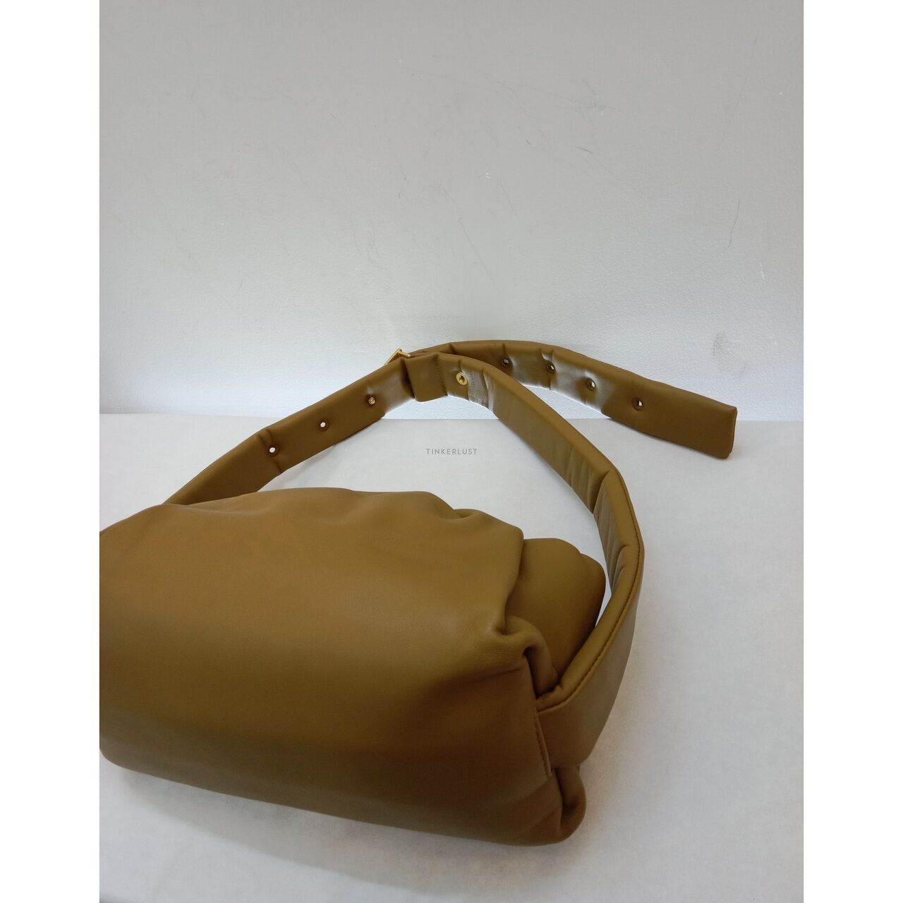 Bottega Veneta BV The Pouch In Gold Nappa Leather Shoulder Bag