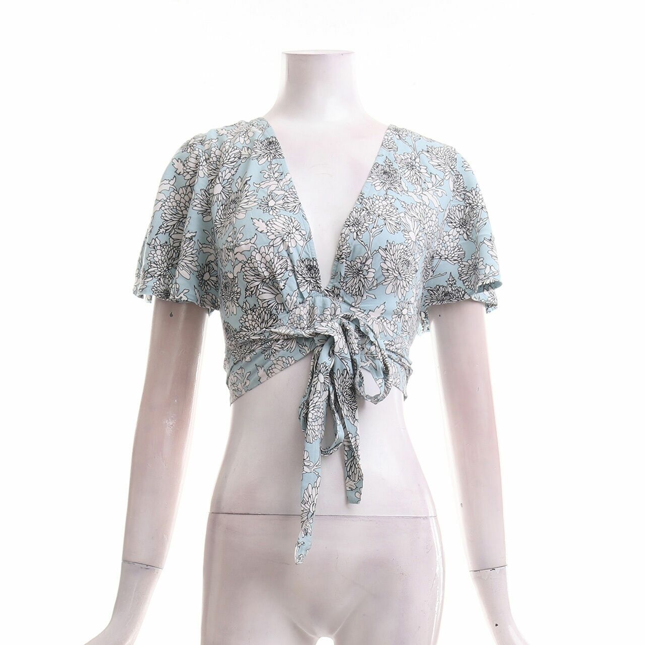 Bamboo Blonde Blue Floral Cropped Blouse