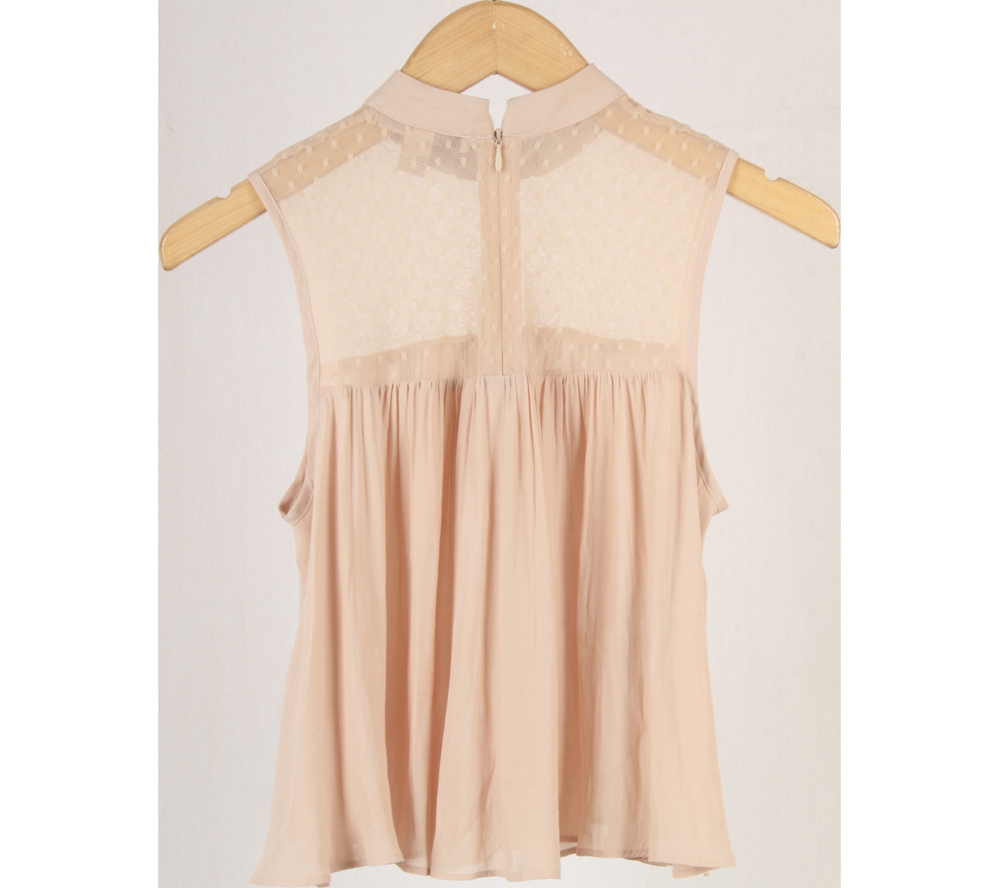 Forever 21 Nude Sleeveless