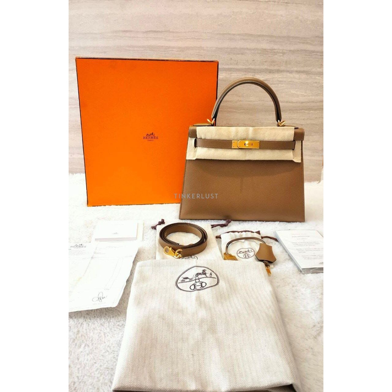 Hermes Kelly 28 Alezan Epsom Ghw Z Satchel Bag