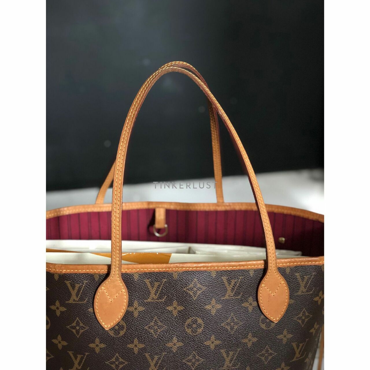 Louis Vuitton Neverfull Monogram MM Tote Bag 