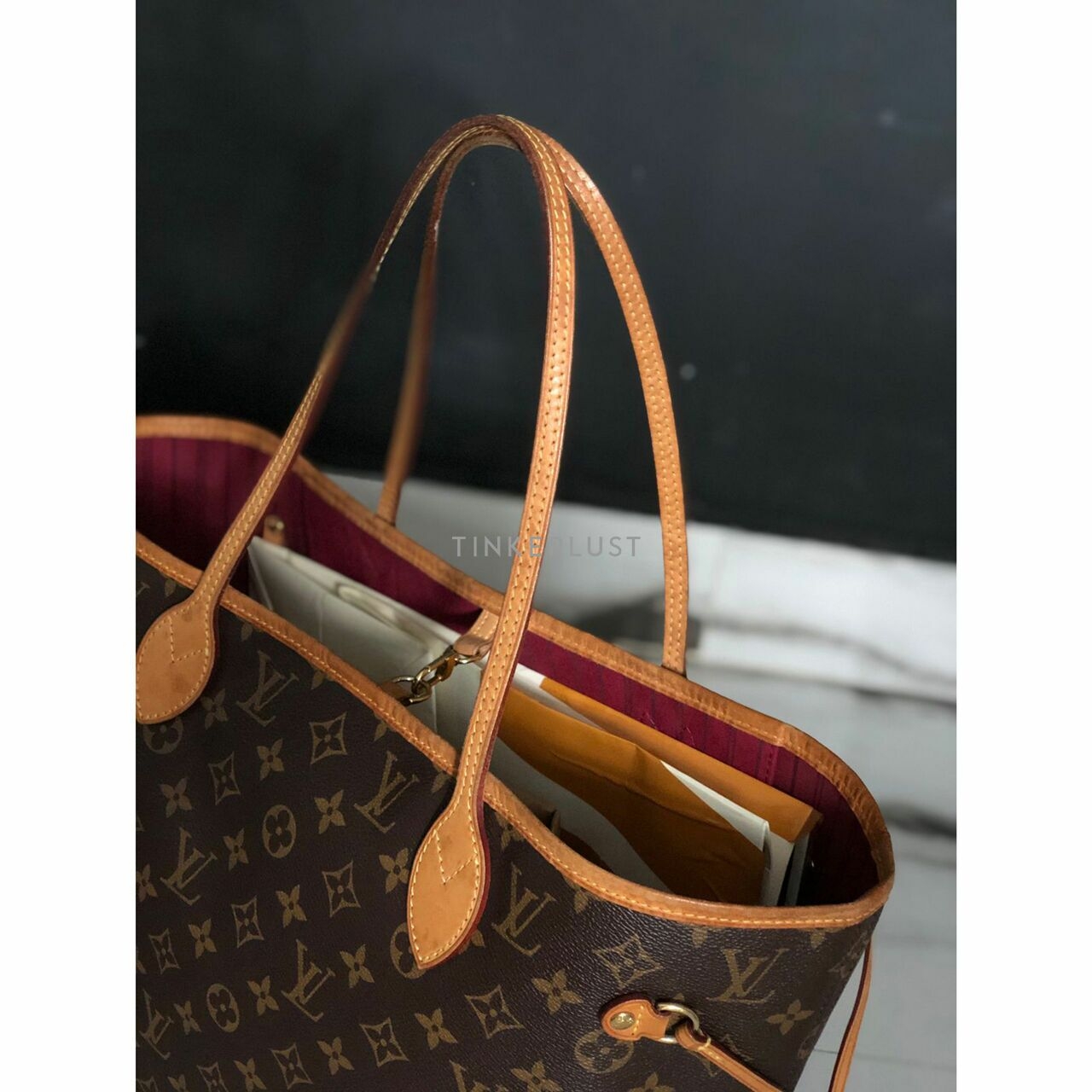 Louis Vuitton Neverfull Monogram MM Tote Bag 