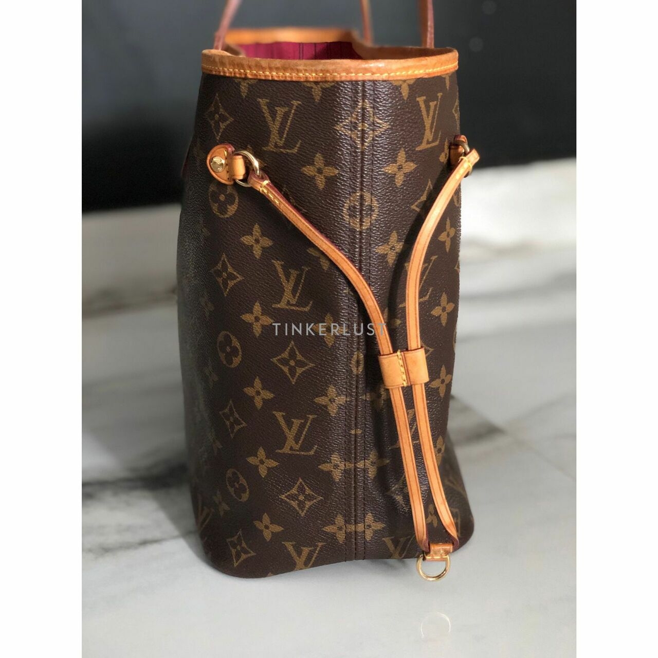 Louis Vuitton Neverfull Monogram MM Tote Bag 