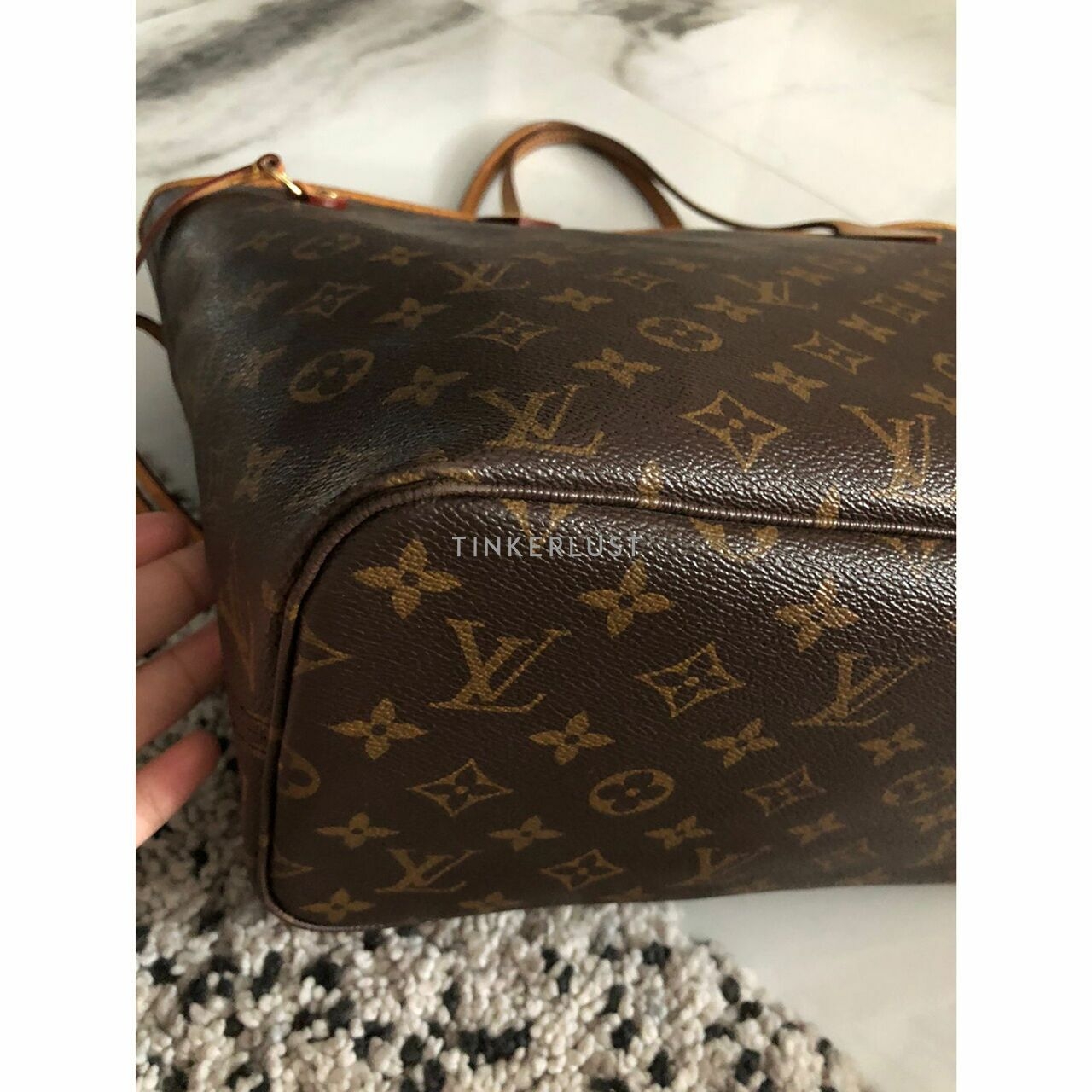 Louis Vuitton Neverfull Monogram MM Tote Bag 