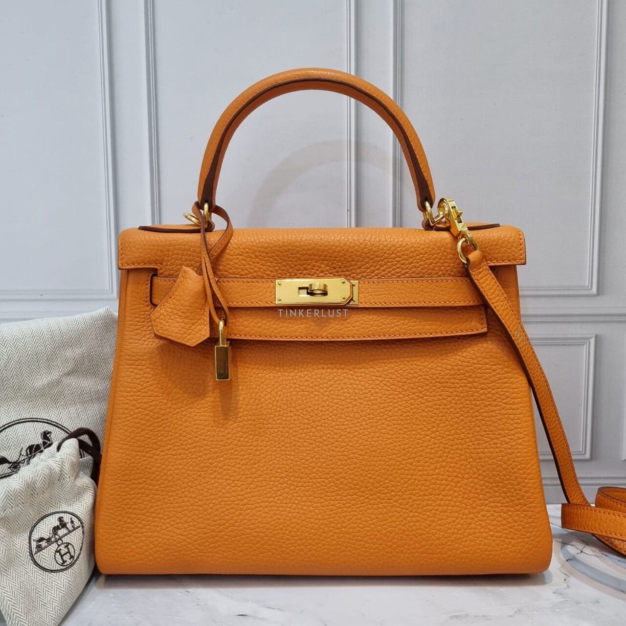 Hermes Kelly 28 Togo Feu Orange GHW #T Satchel Bag