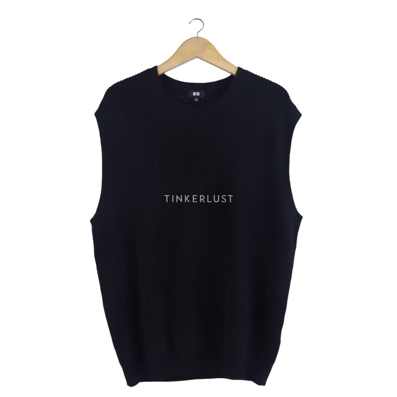 UNIQLO Black Knit Vest