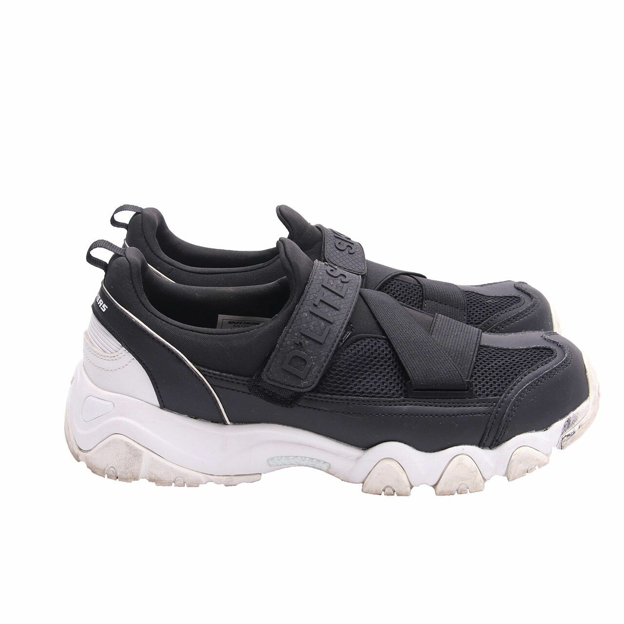 Skechers Black & White  D'Lites 2 - Best Bet Sneakers