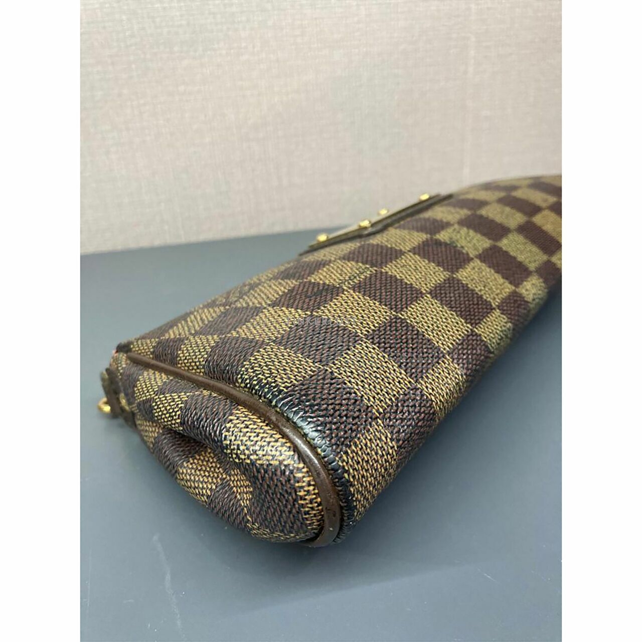 Louis Vuitton Eva Damier Ebene 2008 GHW Clutch