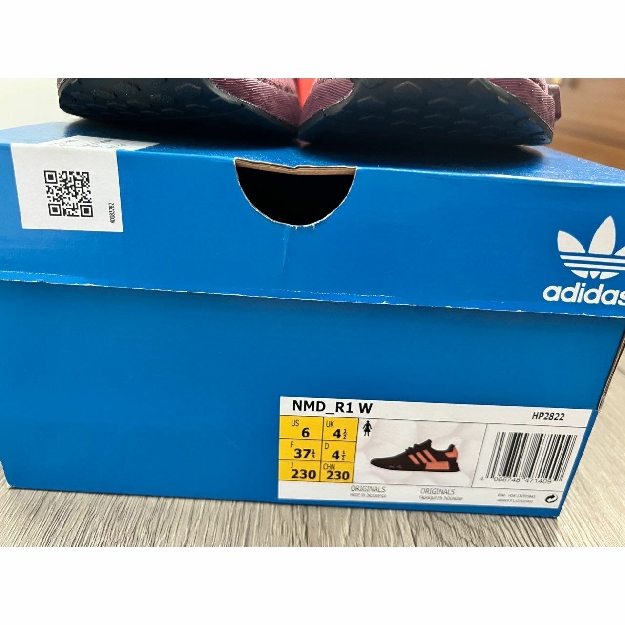 Adidas NMD R1 Burgundy