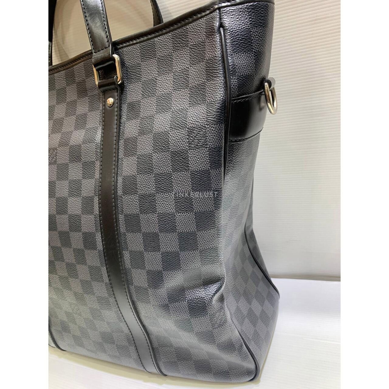 Louis Vuitton Tadao Damier 2008 Satchel