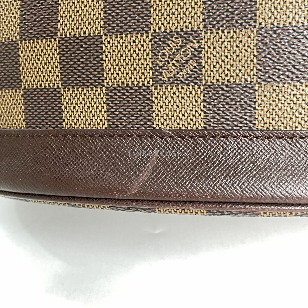 Louis Vuitton Marais Bucket Shoulder Bag