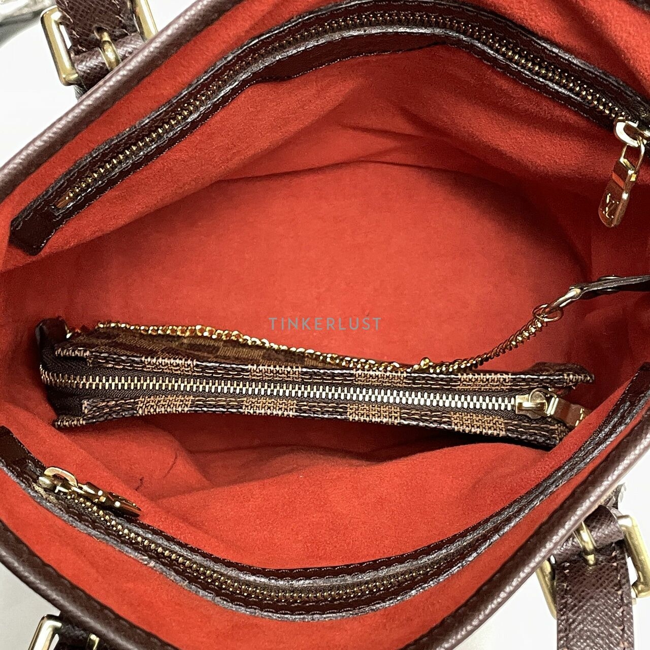 Louis Vuitton Marais Bucket Shoulder Bag