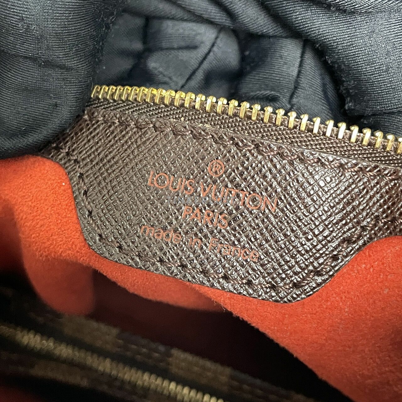 Louis Vuitton Marais Bucket Shoulder Bag