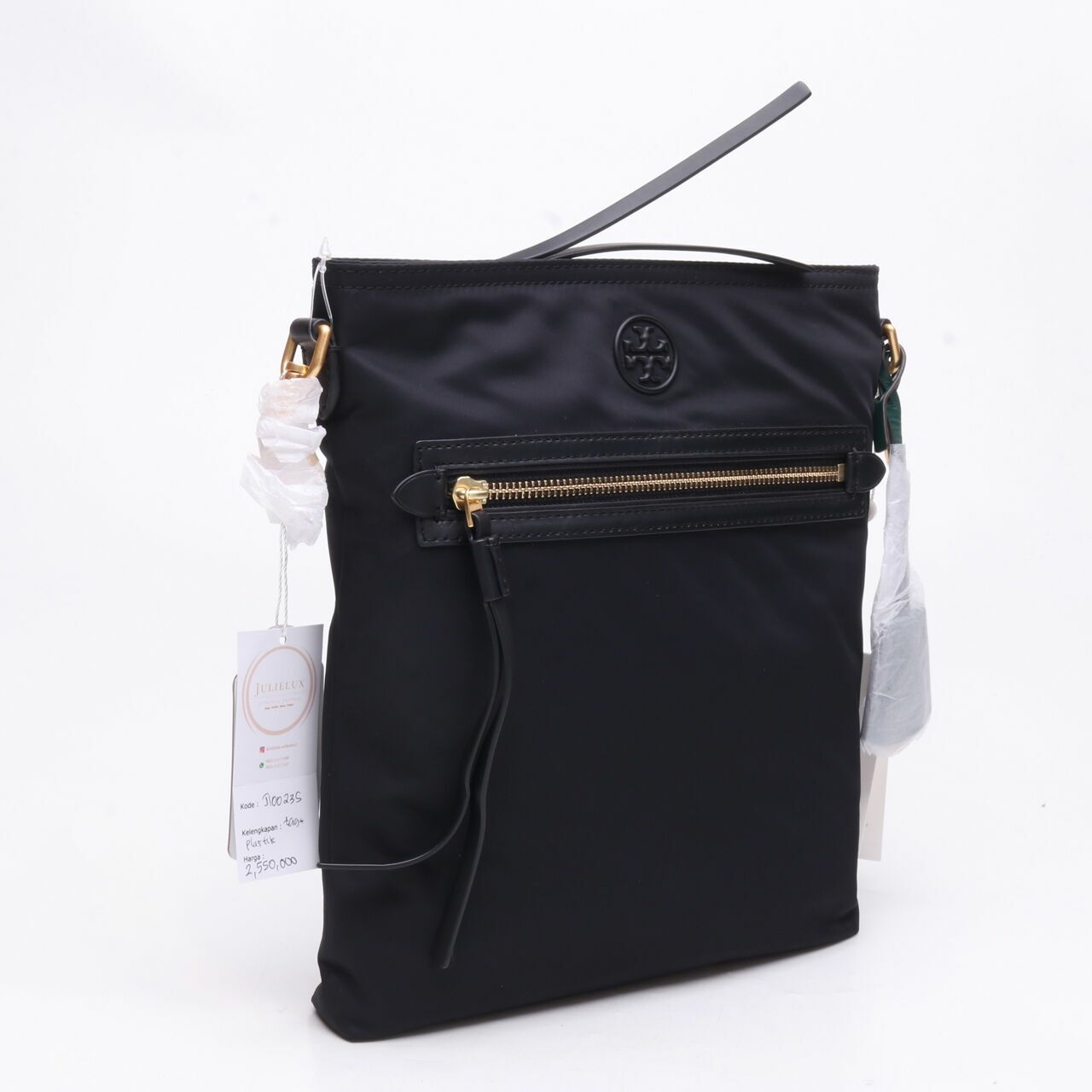 Tory Burch Perry Nylon In Black Ghw Crossbody 