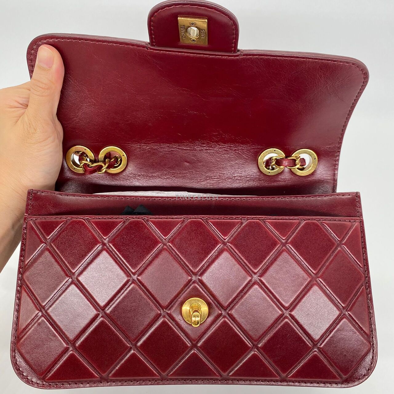 Chanel Medium Flap Burgundy #21 Shoulder Bag