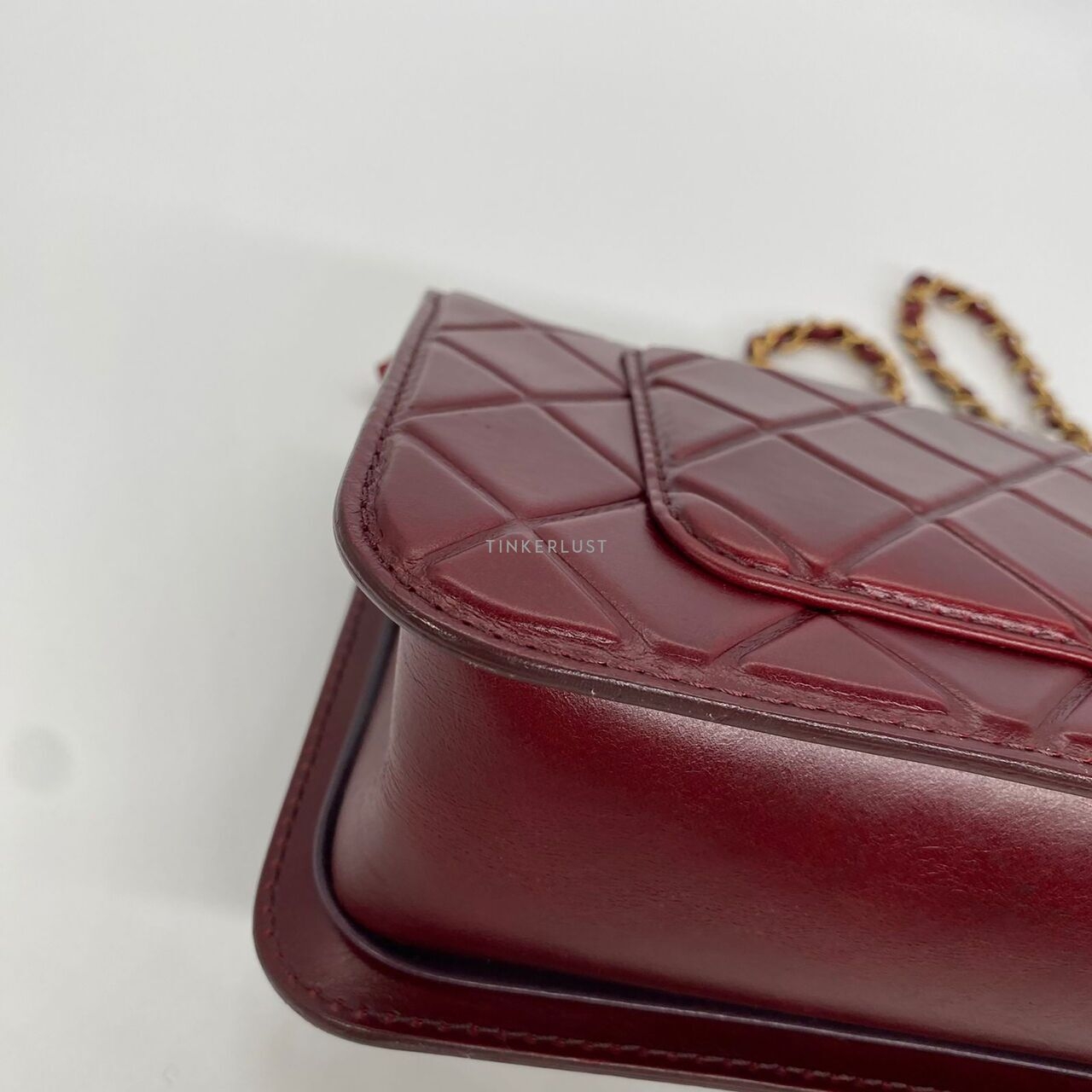 Chanel Medium Flap Burgundy #21 Shoulder Bag