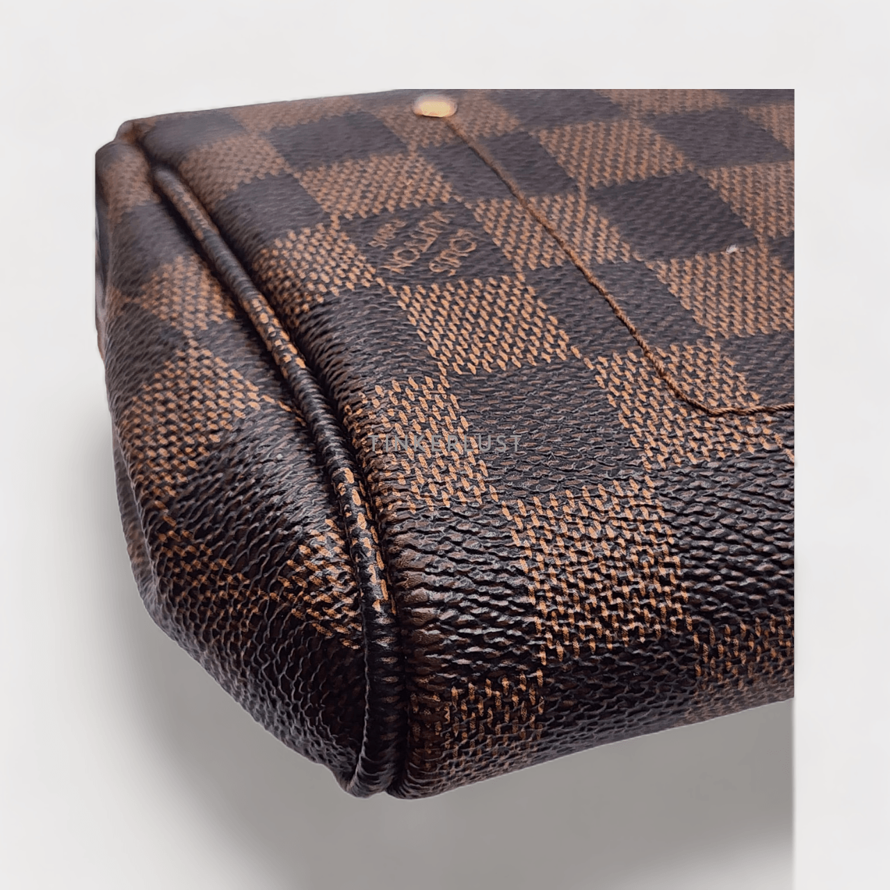 Louis Vuitton Favorite PM Damier PM 2015 Sling Bag