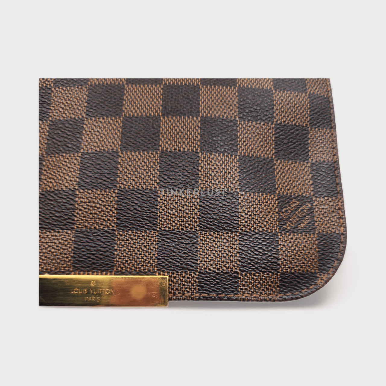 Louis Vuitton Favorite PM Damier PM 2015 Sling Bag