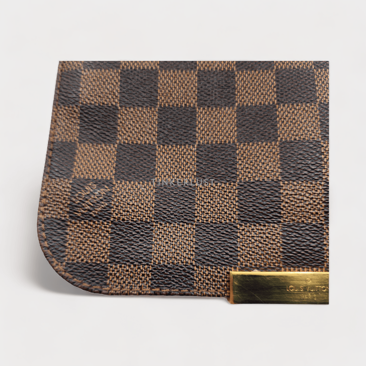 Louis Vuitton Favorite PM Damier PM 2015 Sling Bag