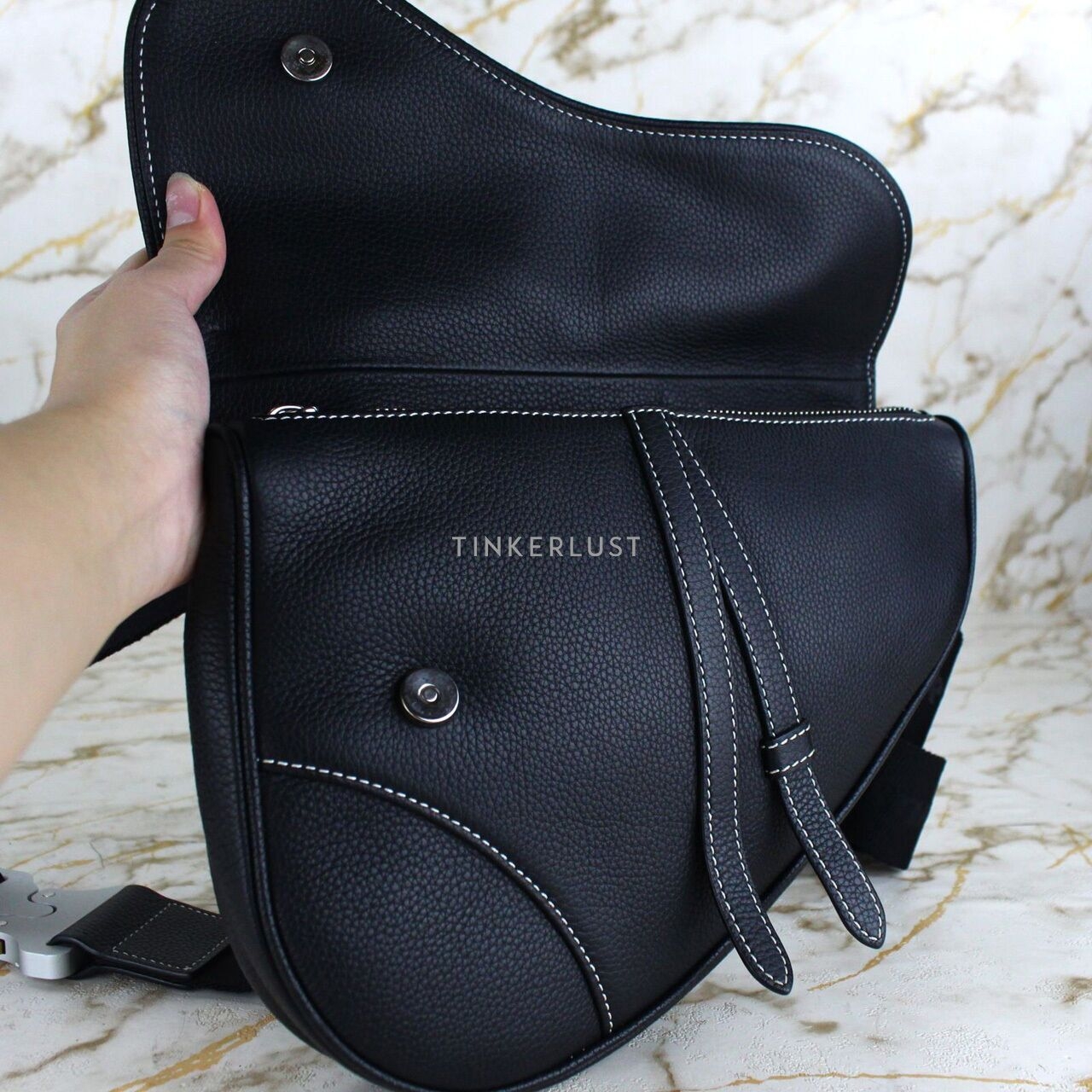 Christian Dior Logo Leather Saddle Shoulder Bag