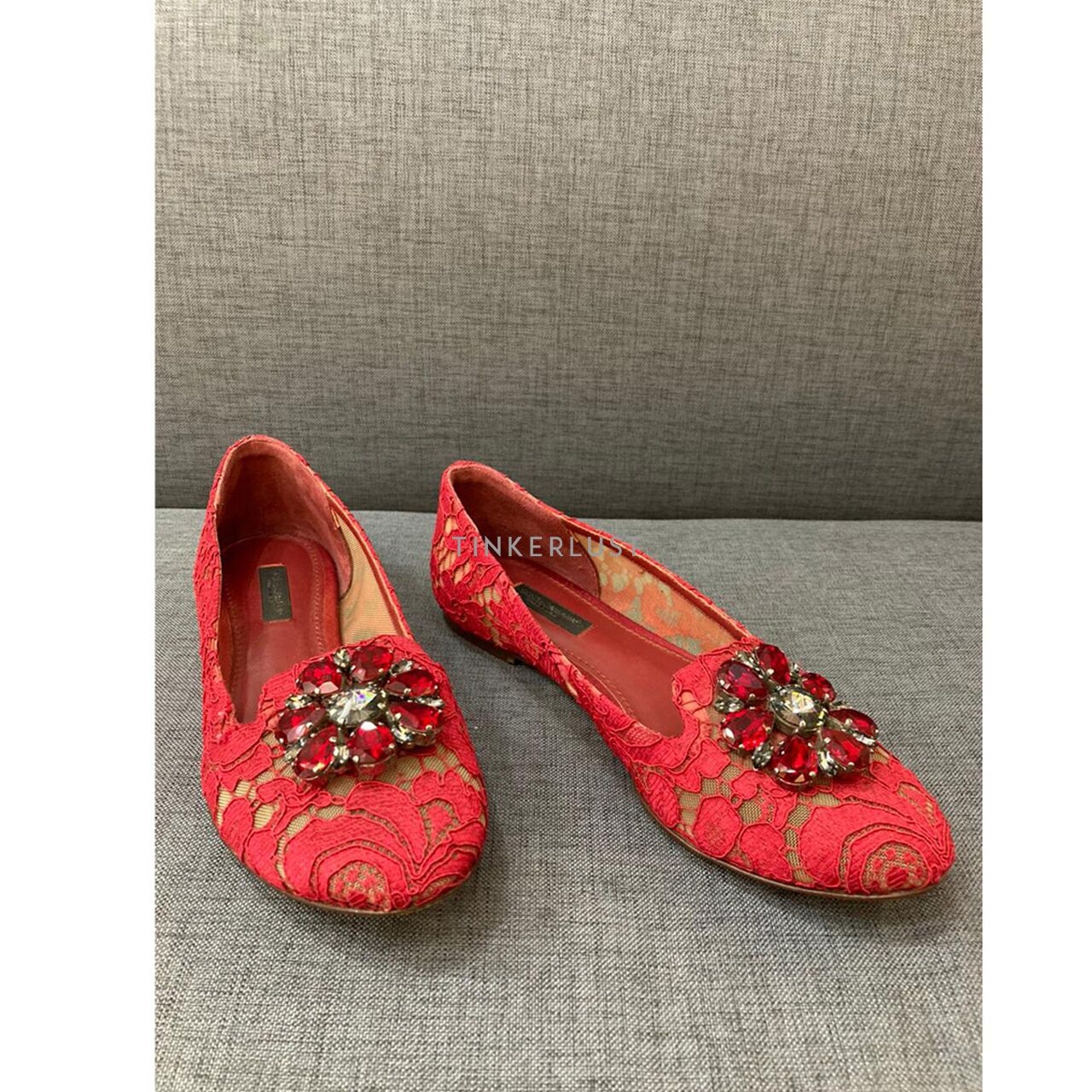 Dolce & Gabbana Lace Red Flats