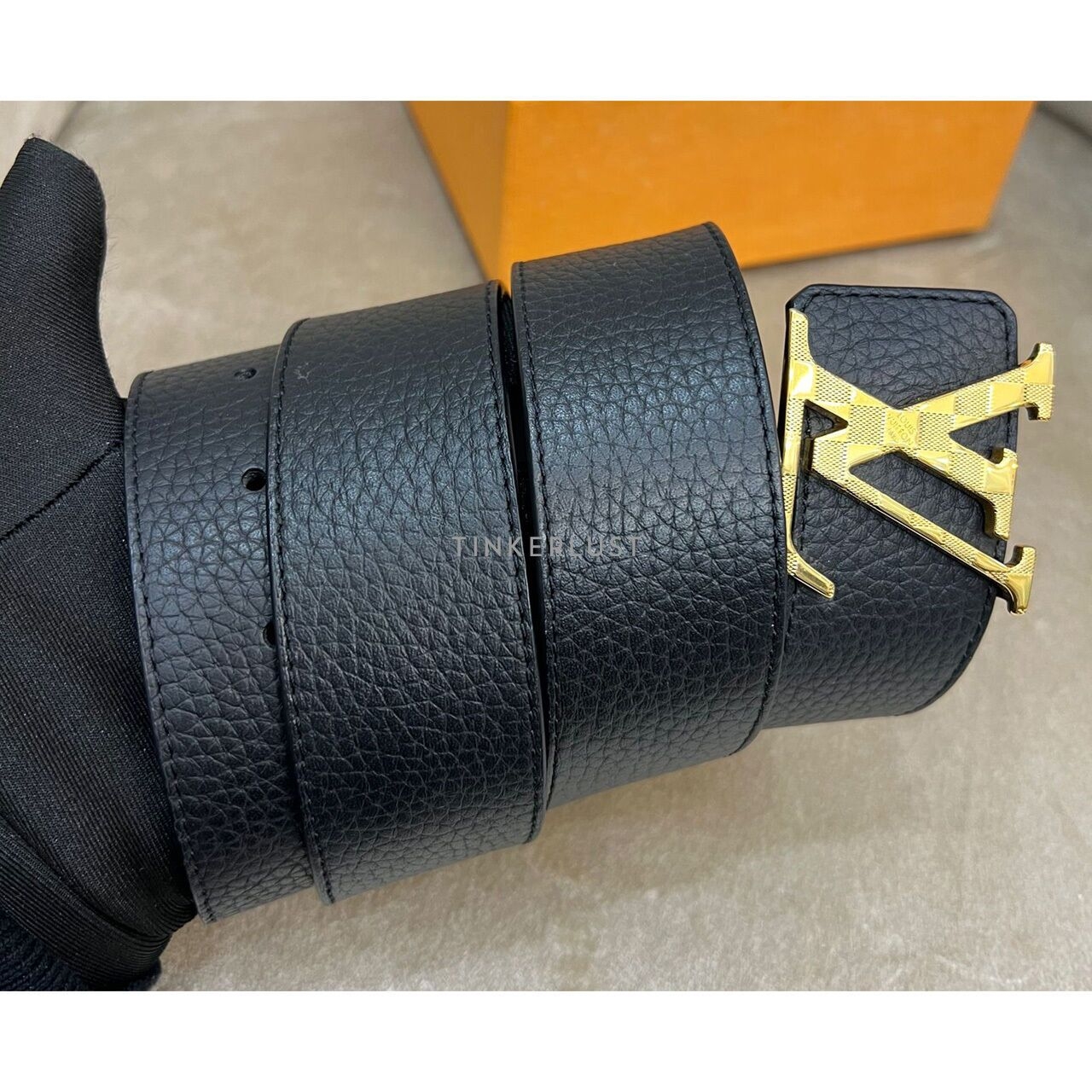 Louis Vuitton Black Leather Damier Gold Buckle Belt