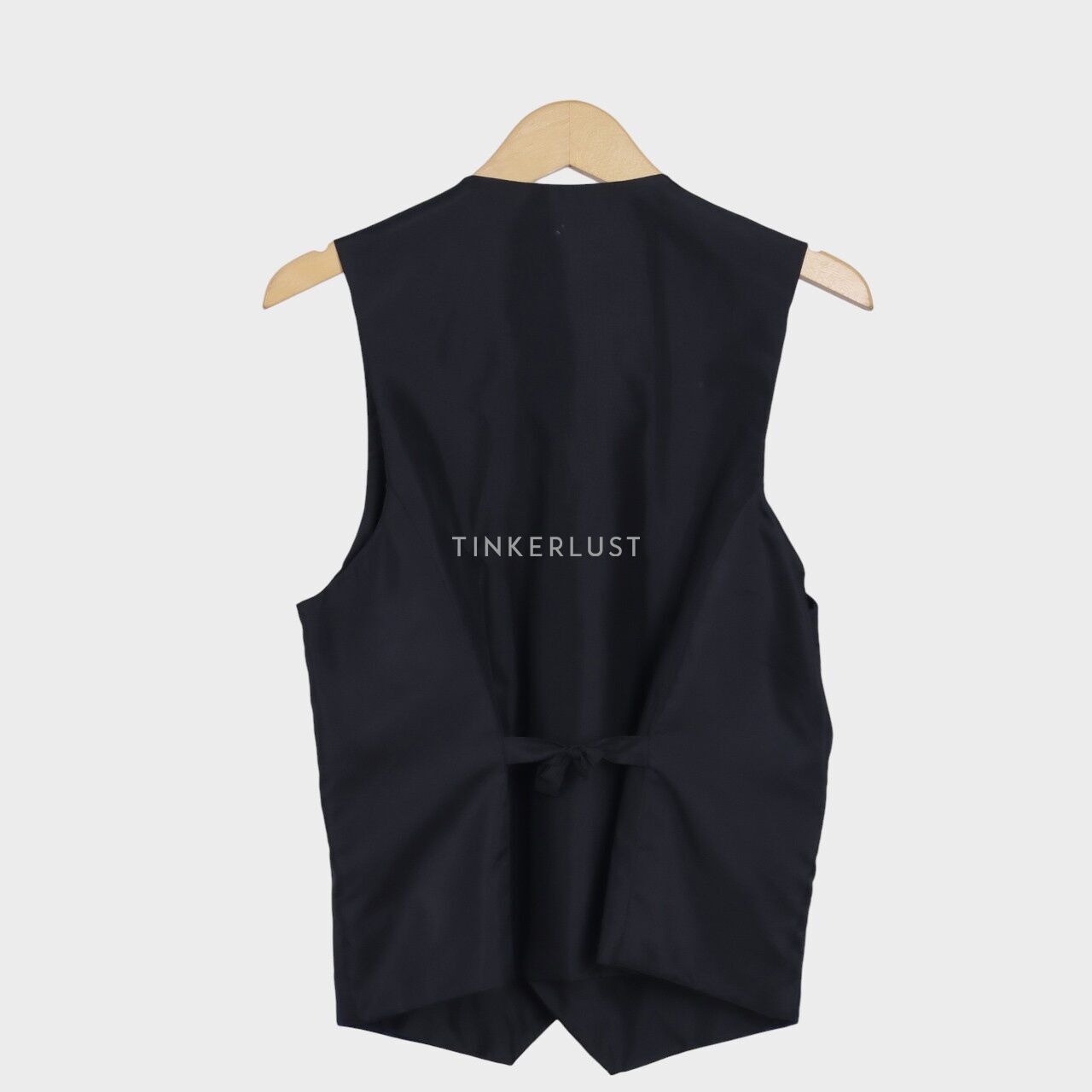 Private Collection p Wong Hong Navy Two Piece with Vest