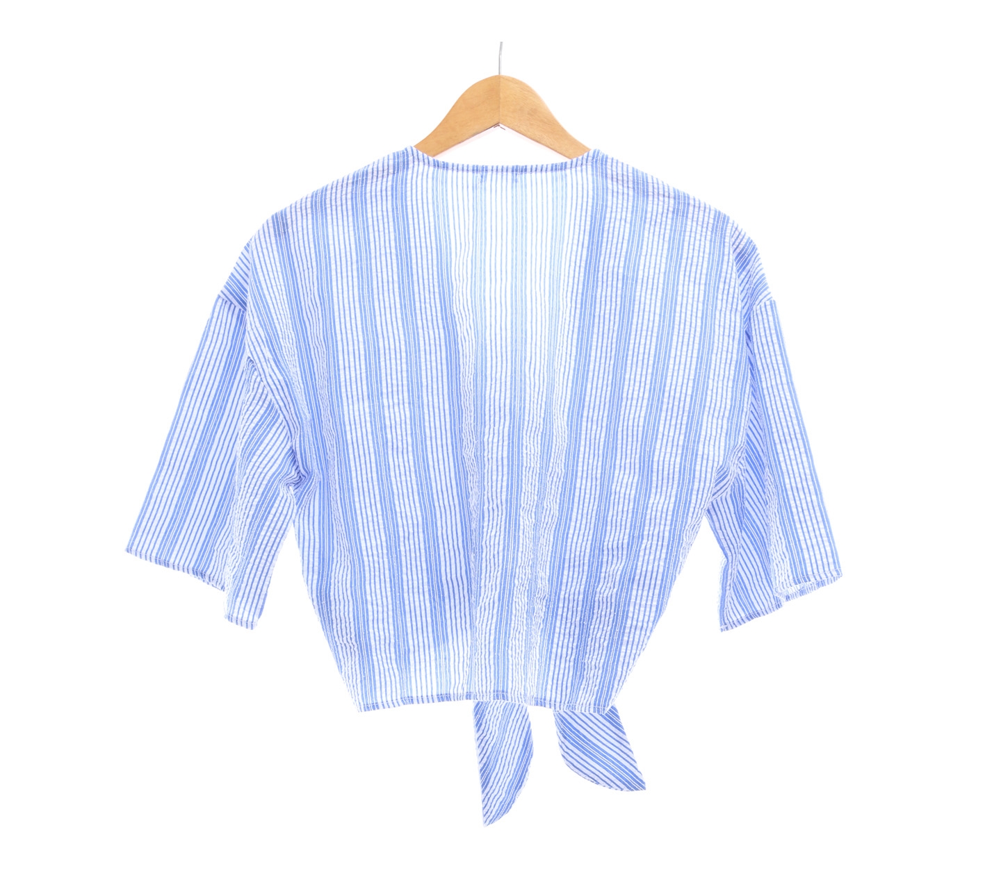 Oysho Bluse and White Striped V-Neck Blouse