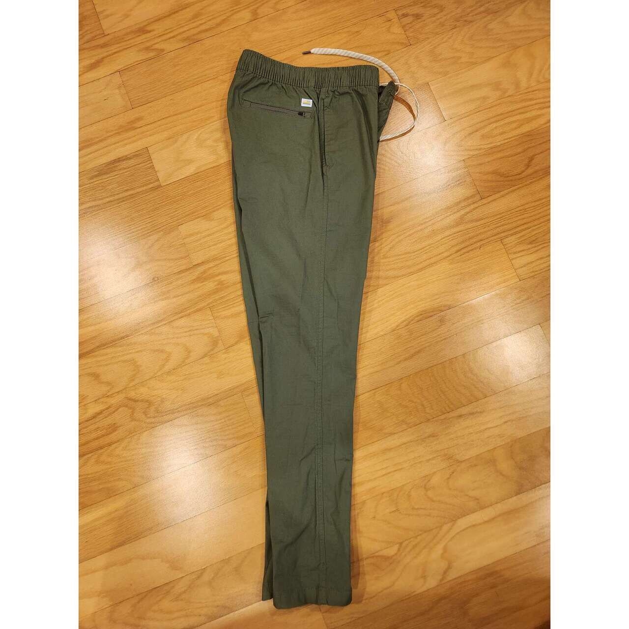 Vuori Green Ripstop Long Pants