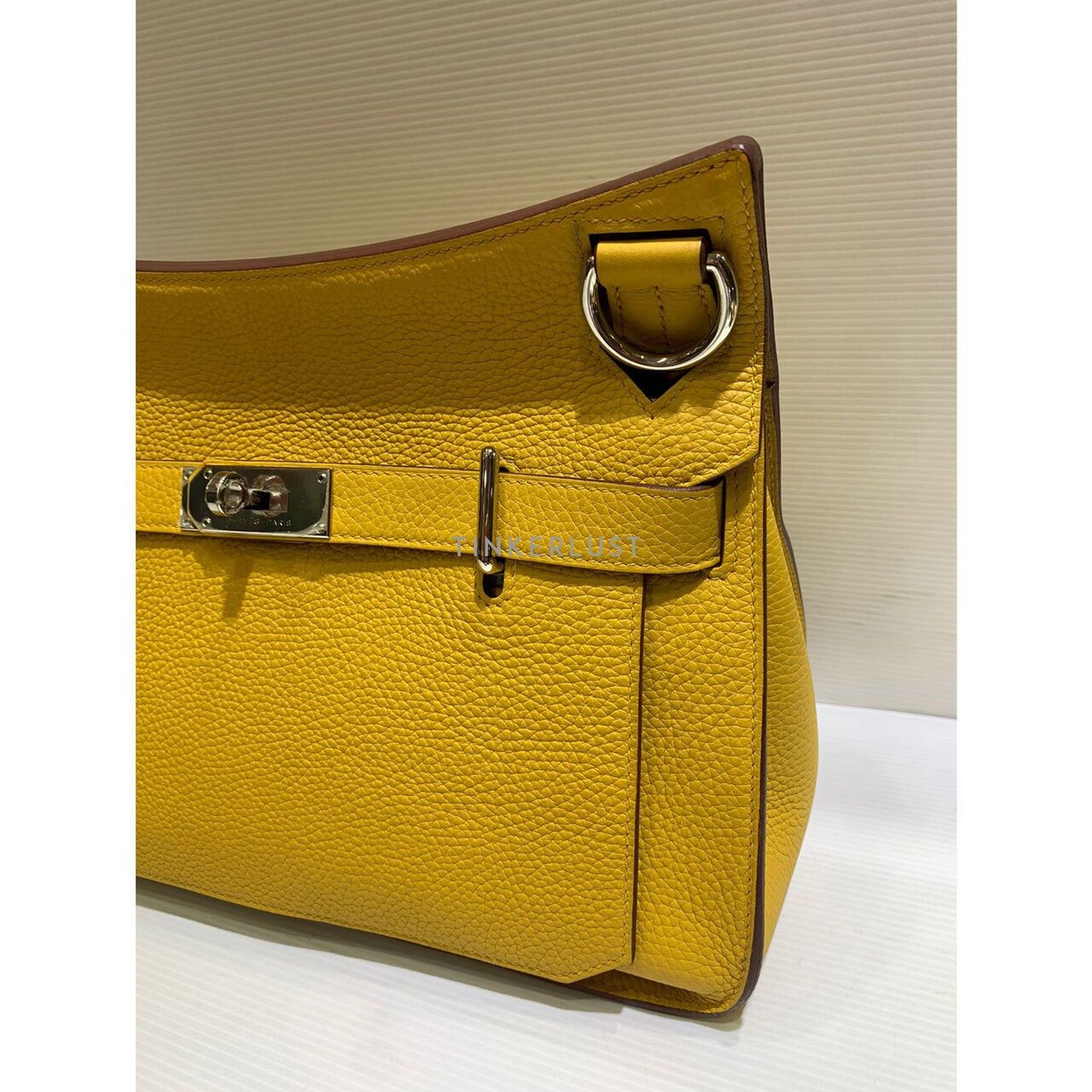 Hermes Jypsiere 31 Clemence Yellow # D 2019 Sling Bag 